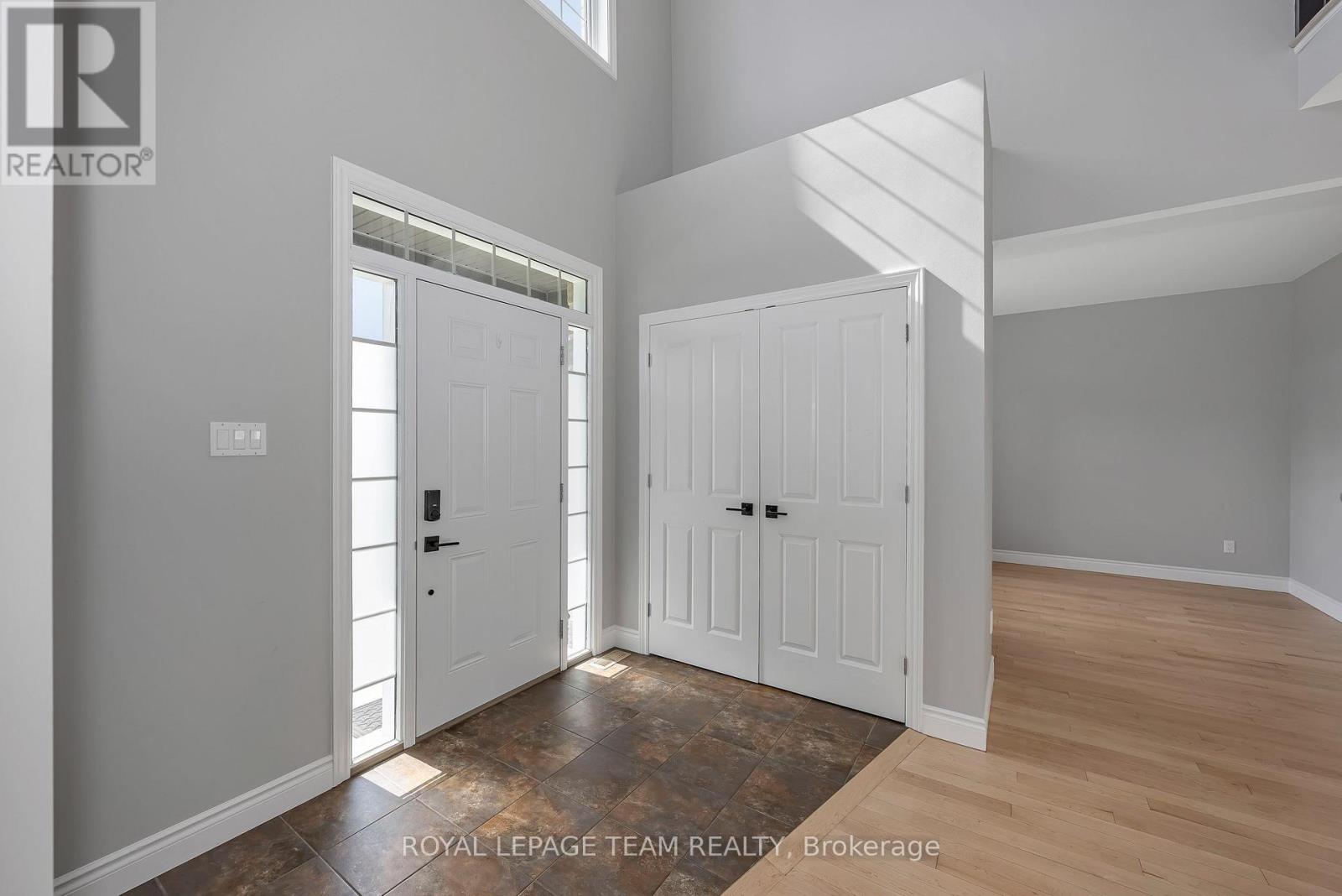 8351 Lourdes Way, Ottawa, Ontario  K0A 2P0 - Photo 5 - X13787892