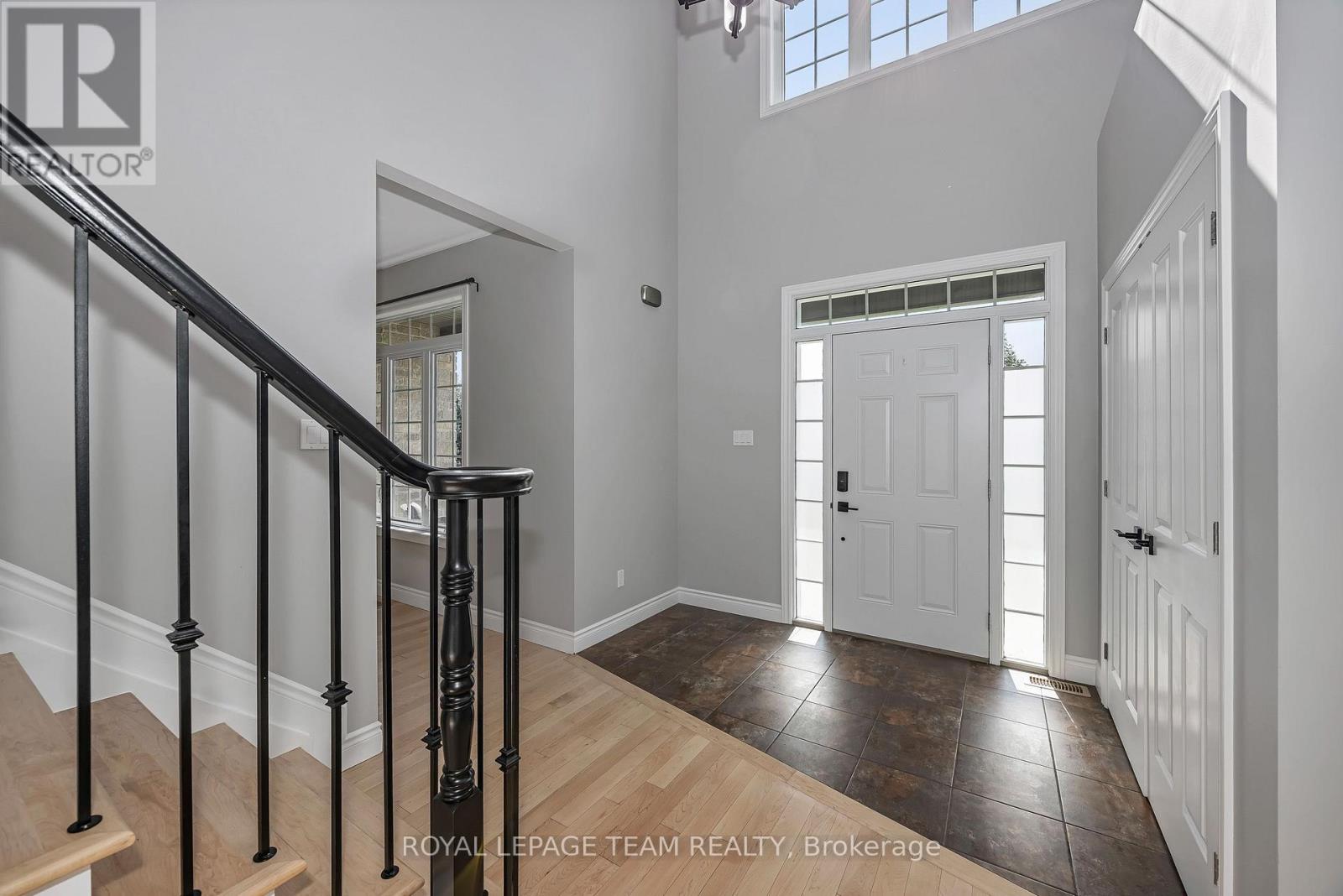 8351 Lourdes Way, Ottawa, Ontario  K0A 2P0 - Photo 6 - X13787892
