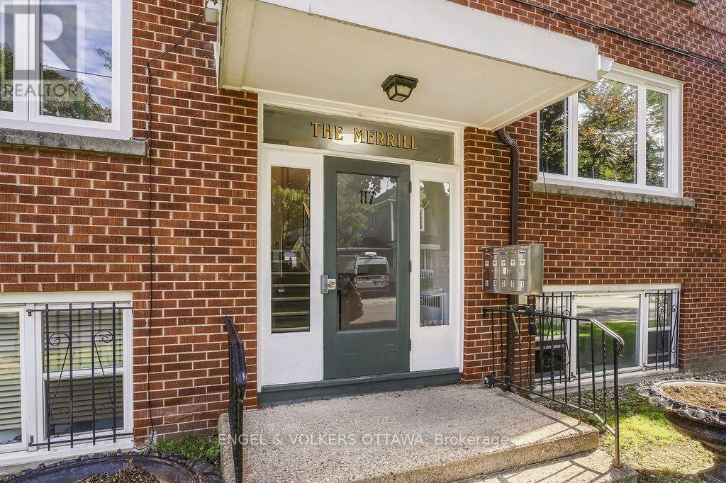 4 - 117 Macdonald Street, Ottawa, Ontario  K2P 1H7 - Photo 4 - X13787978