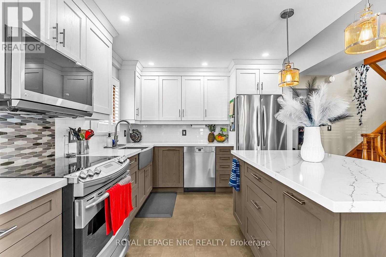 77 St. Augustine Drive, St. Catharines, Ontario  L2P 3V7 - Photo 7 - X13787748