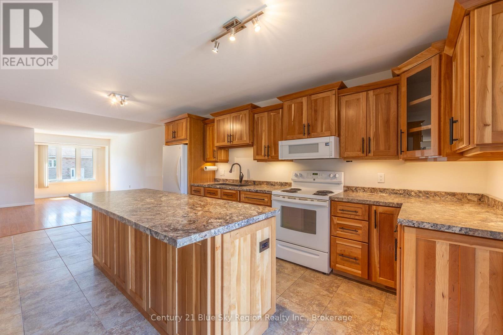 9 - 624 Lakeshore Drive, North Bay, Ontario  P1A 2E8 - Photo 8 - X13787900