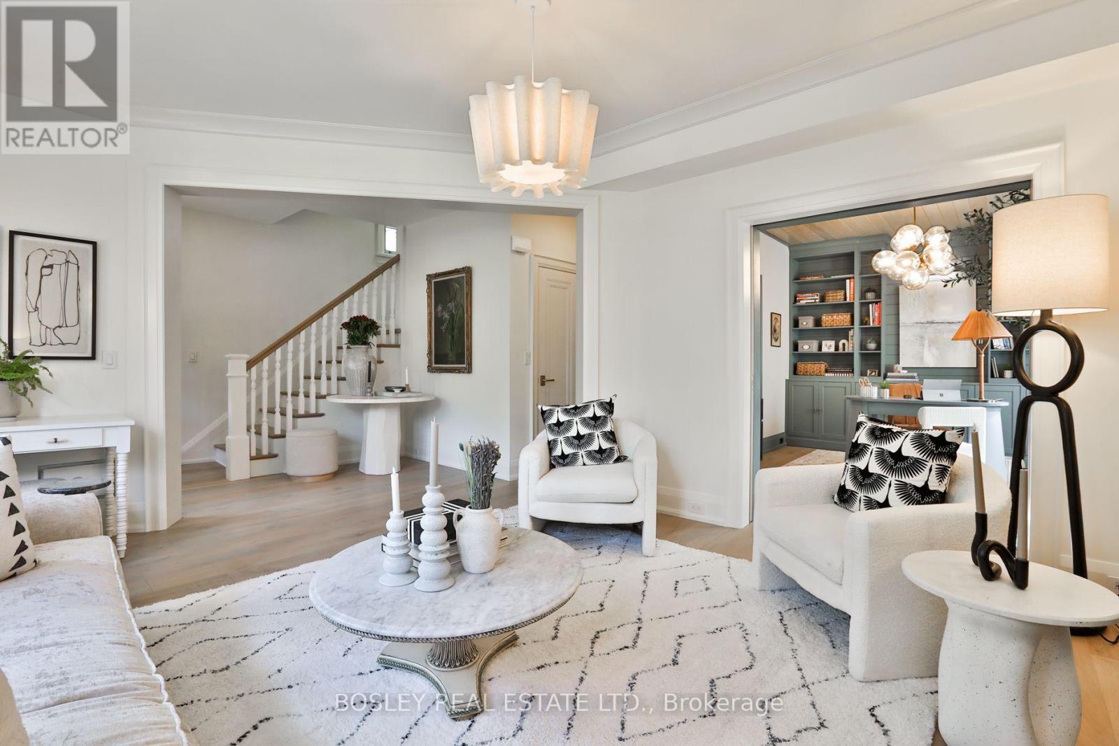 43 Whitehall Road, Toronto, Ontario  M4W 2C5 - Photo 10 - C13787722