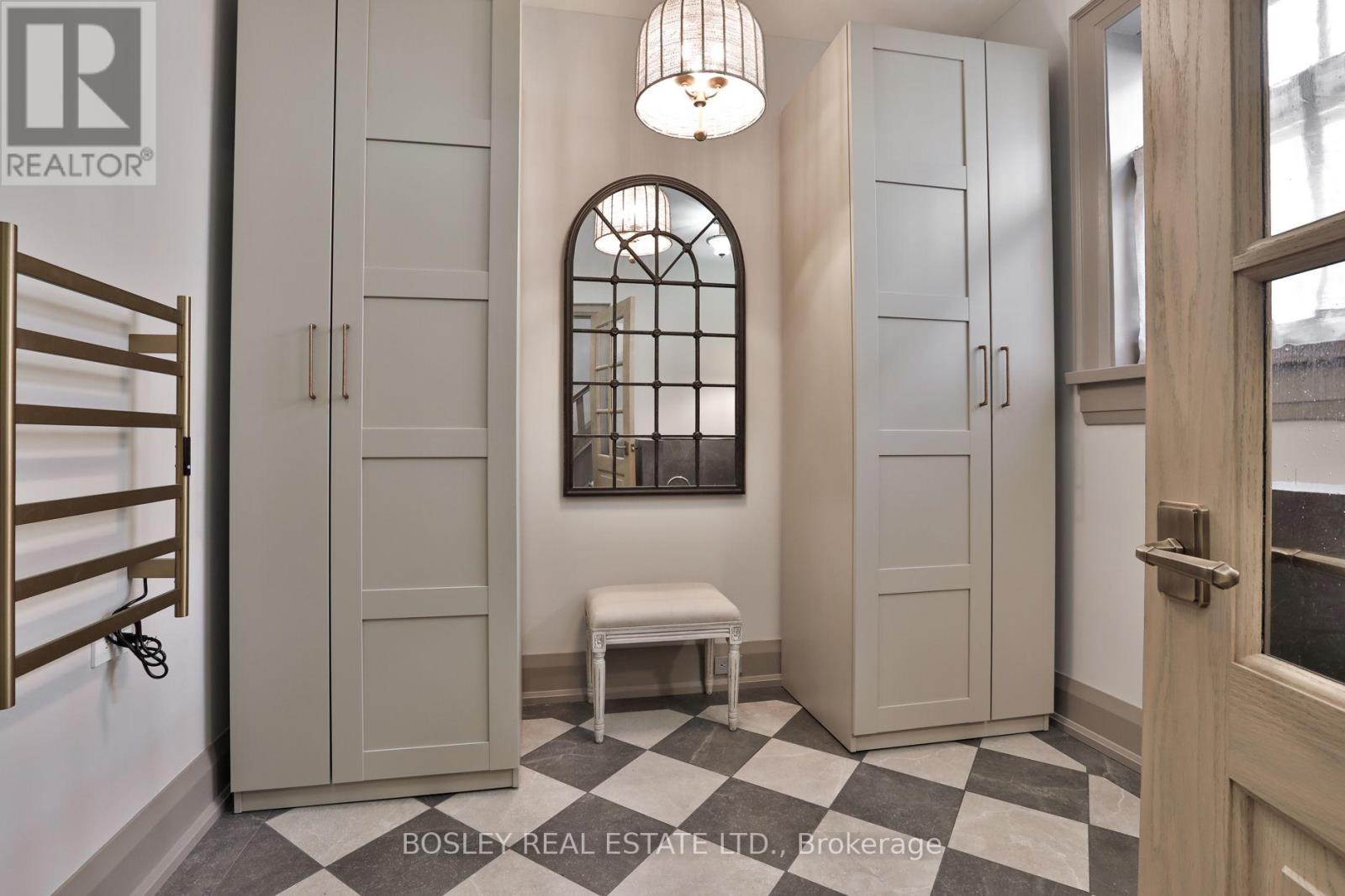 43 Whitehall Road, Toronto, Ontario  M4W 2C5 - Photo 18 - C13787722