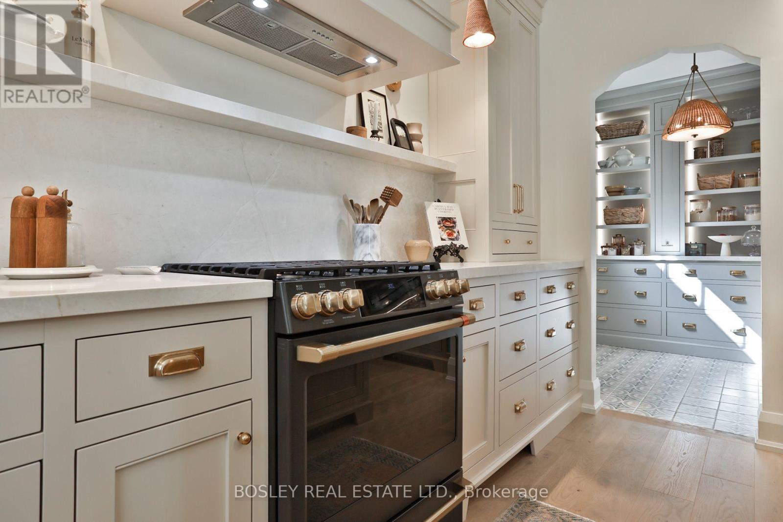 43 Whitehall Road, Toronto, Ontario  M4W 2C5 - Photo 25 - C13787722