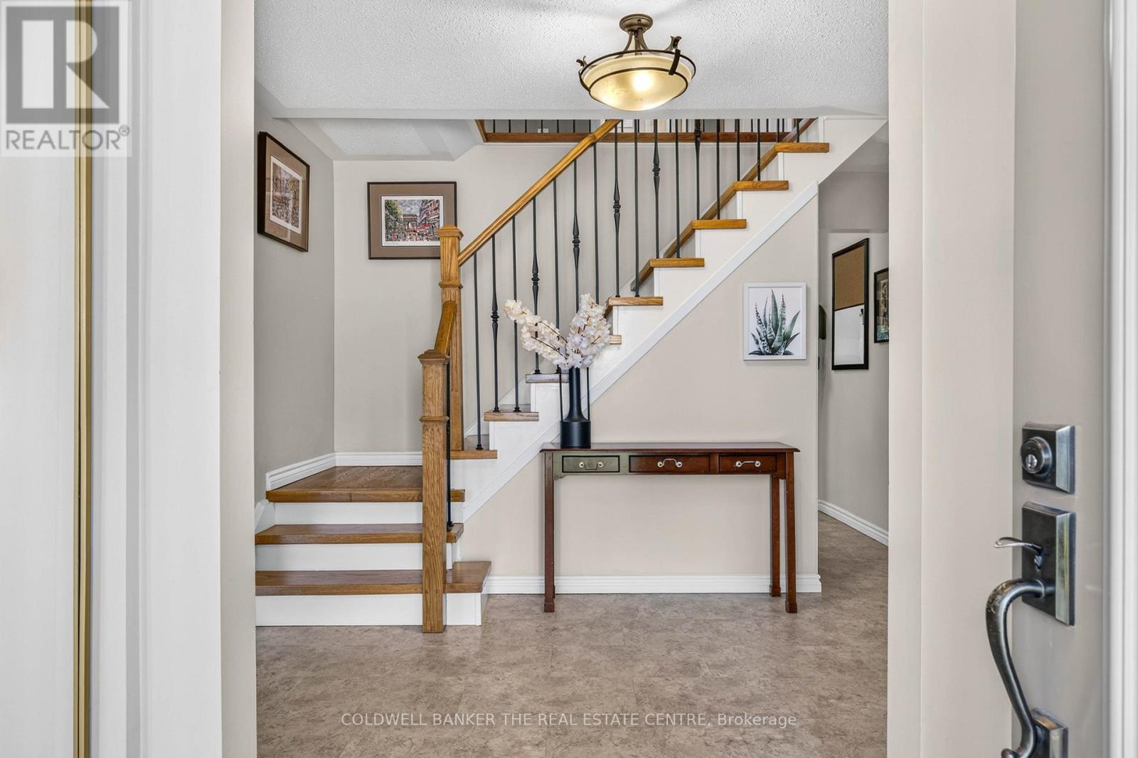 893 Arnold Crescent, Newmarket, Ontario  L3Y 2E4 - Photo 3 - N13787762