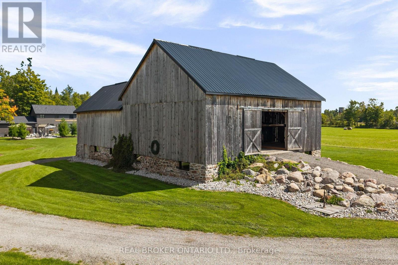 3750 10 Line N, Oro-Medonte, Ontario  L0K 1E0 - Photo 16 - S13787930