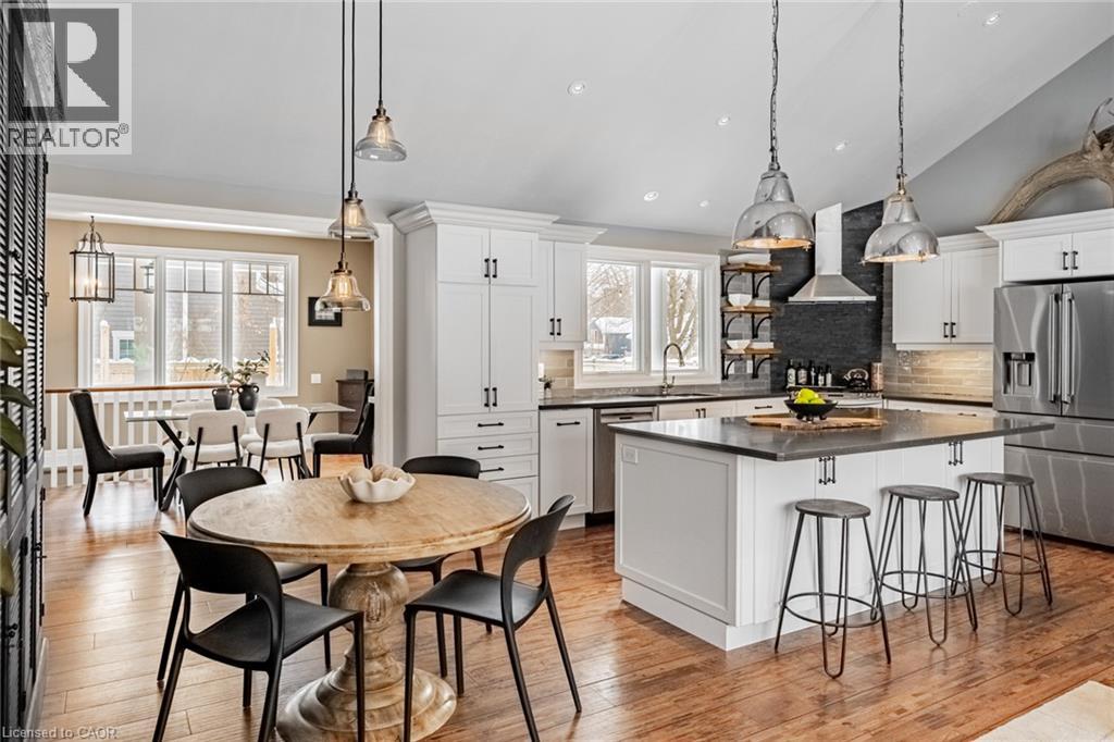4380 Spruce Avenue, Burlington, Ontario  L7L 1L8 - Photo 11 - 40861770