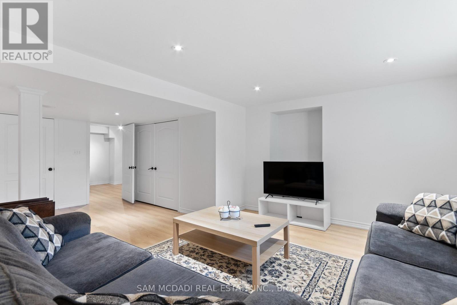964 Queen Street W, Mississauga, Ontario L5H 4J7 - Photo 40 - W13787680