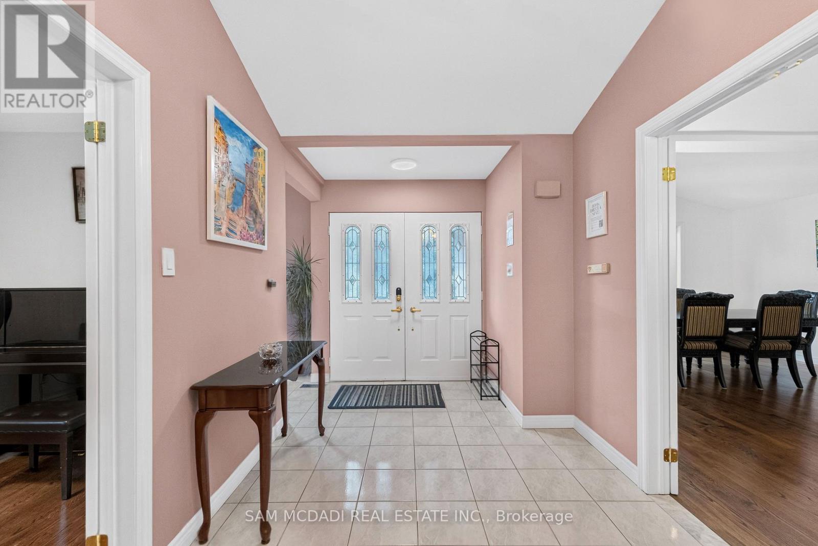 4072 Wilcox Road, Mississauga, Ontario  L4Z 1B7 - Photo 3 - W13787682