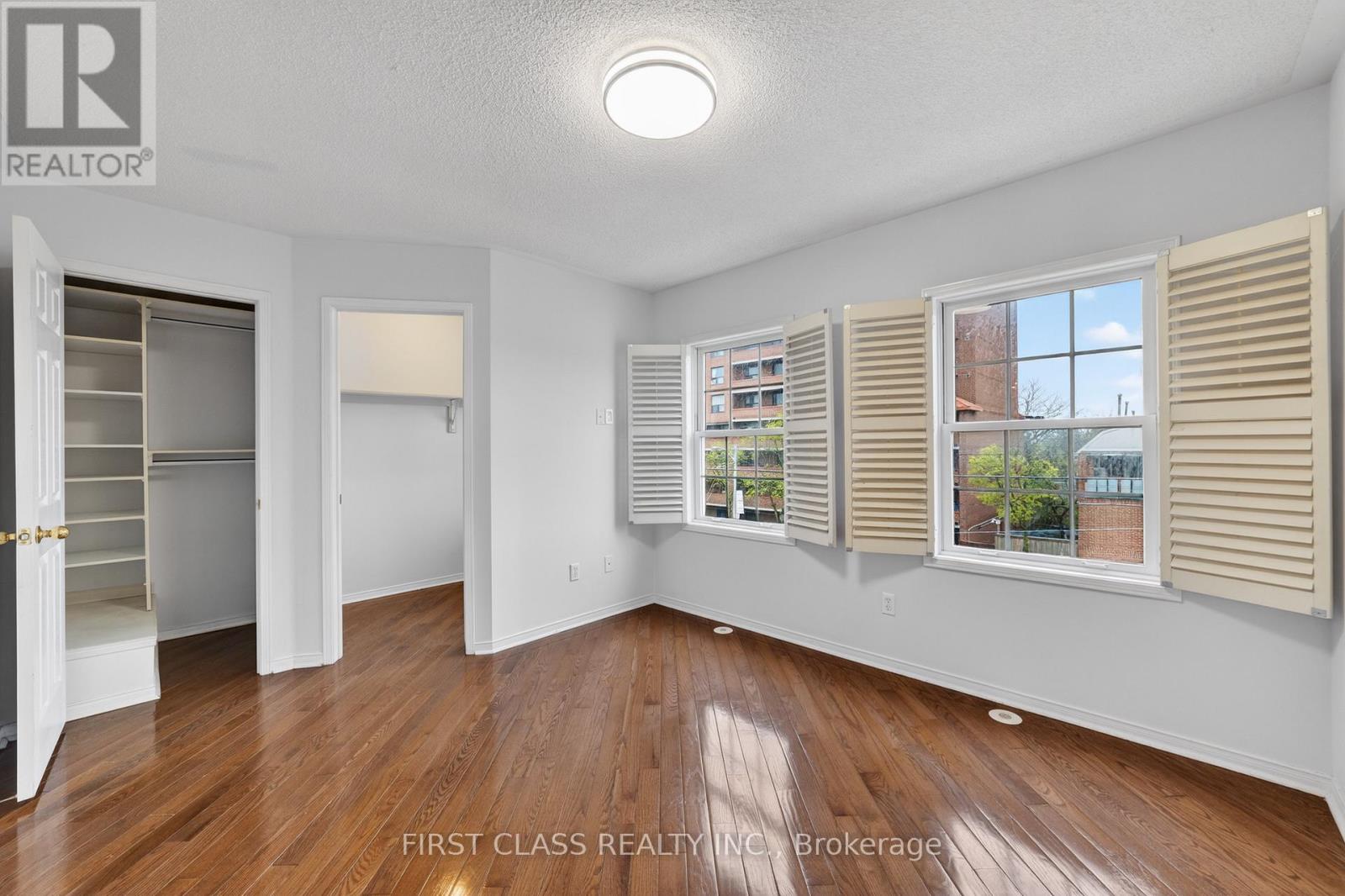 Th10 - 3076 Lake Shore Boulevard W, Toronto, Ontario M8V 1K3 - Photo 27 - W13787706