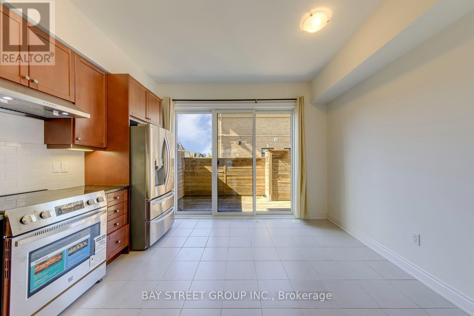 #14 - 2172 Trafalgar Road, Oakville, Ontario  L6H 0N3 - Photo 10 - W13787798