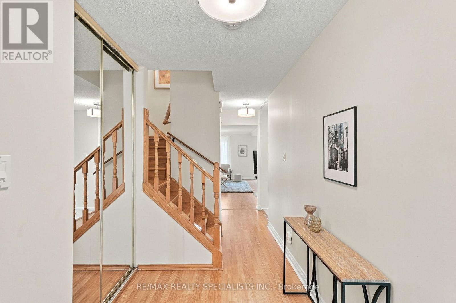 93 Burlington Street, Toronto, Ontario  M8V 3W1 - Photo 3 - W13787954