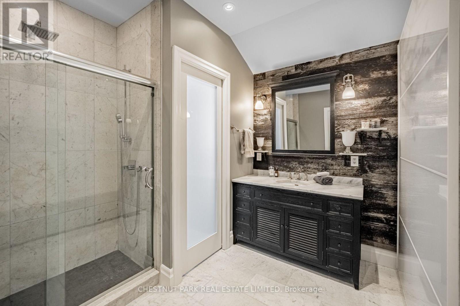 4380 Spruce Avenue, Burlington, Ontario  L7L 1L8 - Photo 23 - W13787962