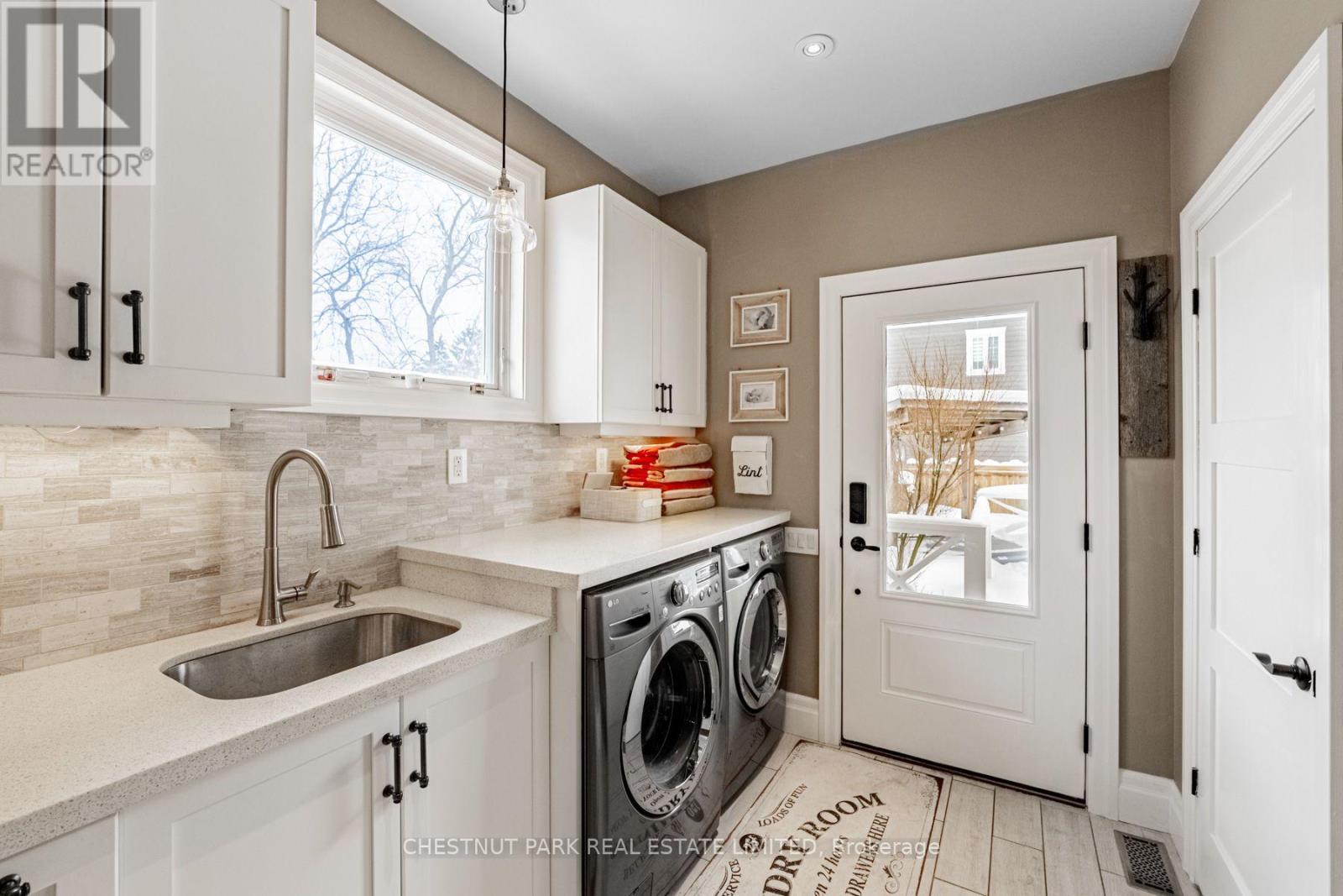 4380 Spruce Avenue, Burlington, Ontario  L7L 1L8 - Photo 27 - W13787962