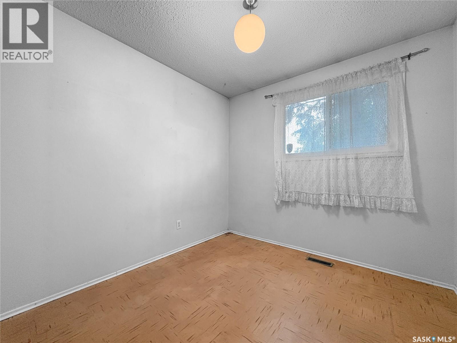 3223 Maxwell Street, Saskatoon, Saskatchewan  S7L 3Y1 - Photo 11 - SK048548