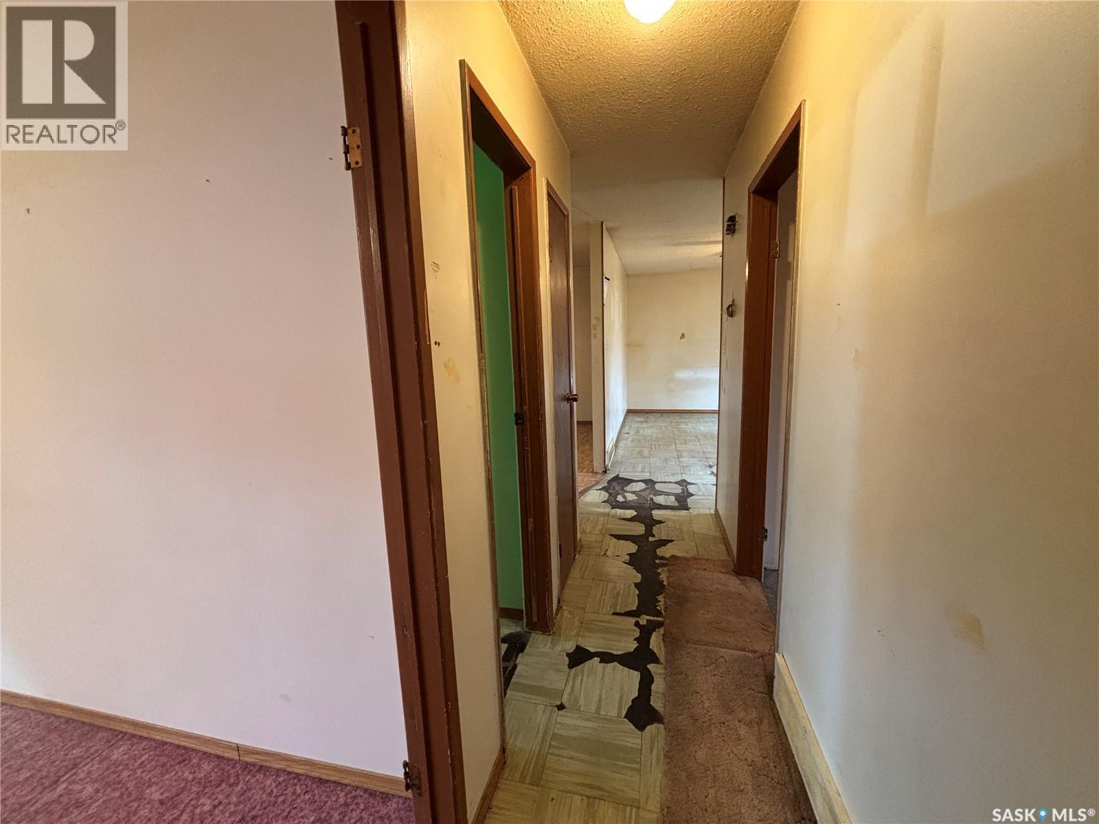 105 Griffin Street, Maple Creek, Saskatchewan  S0N 1N0 - Photo 19 - SK048035