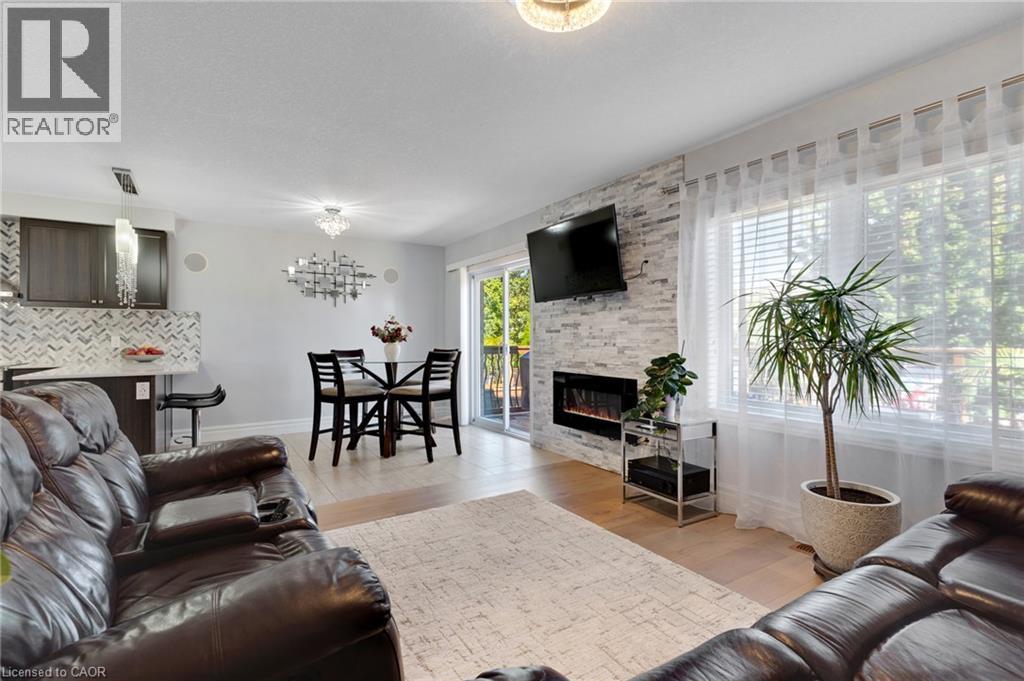 343 Steepleridge Street, Kitchener, Ontario  N2P 2X4 - Photo 8 - 40862844