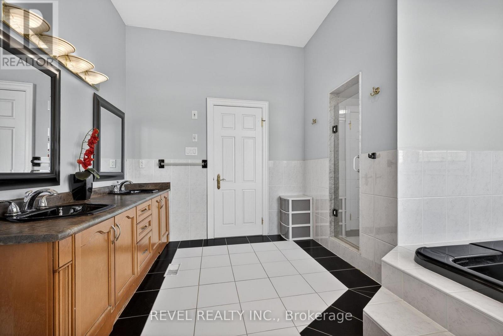 2738 Lower Base Line, Milton, Ontario  L9E 0K5 - Photo 34 - W13232248