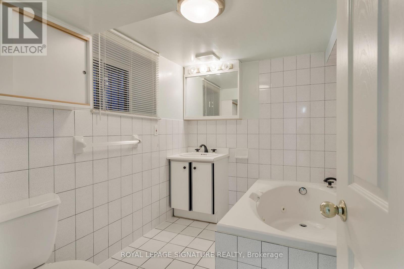 36 Cowan Avenue, Toronto, Ontario  M6K 2N4 - Photo 39 - W13785926