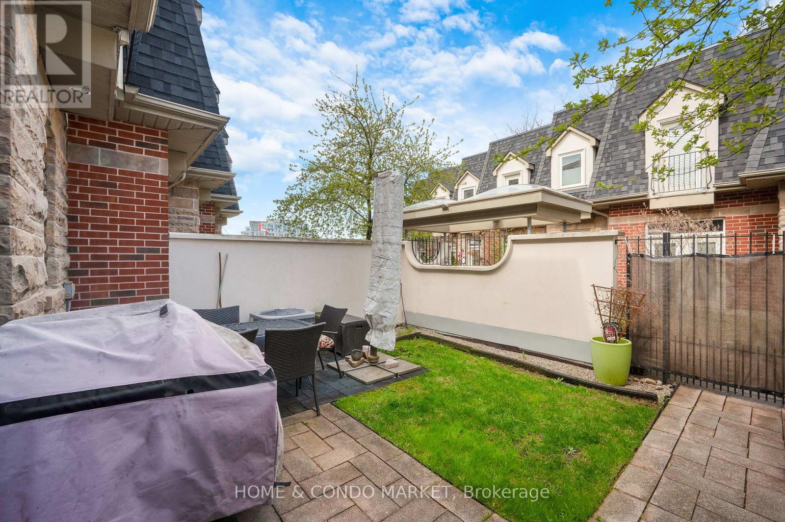 3 - 194 Lakeshore Road W, Mississauga, Ontario  L5H 1G6 - Photo 17 - W13229908