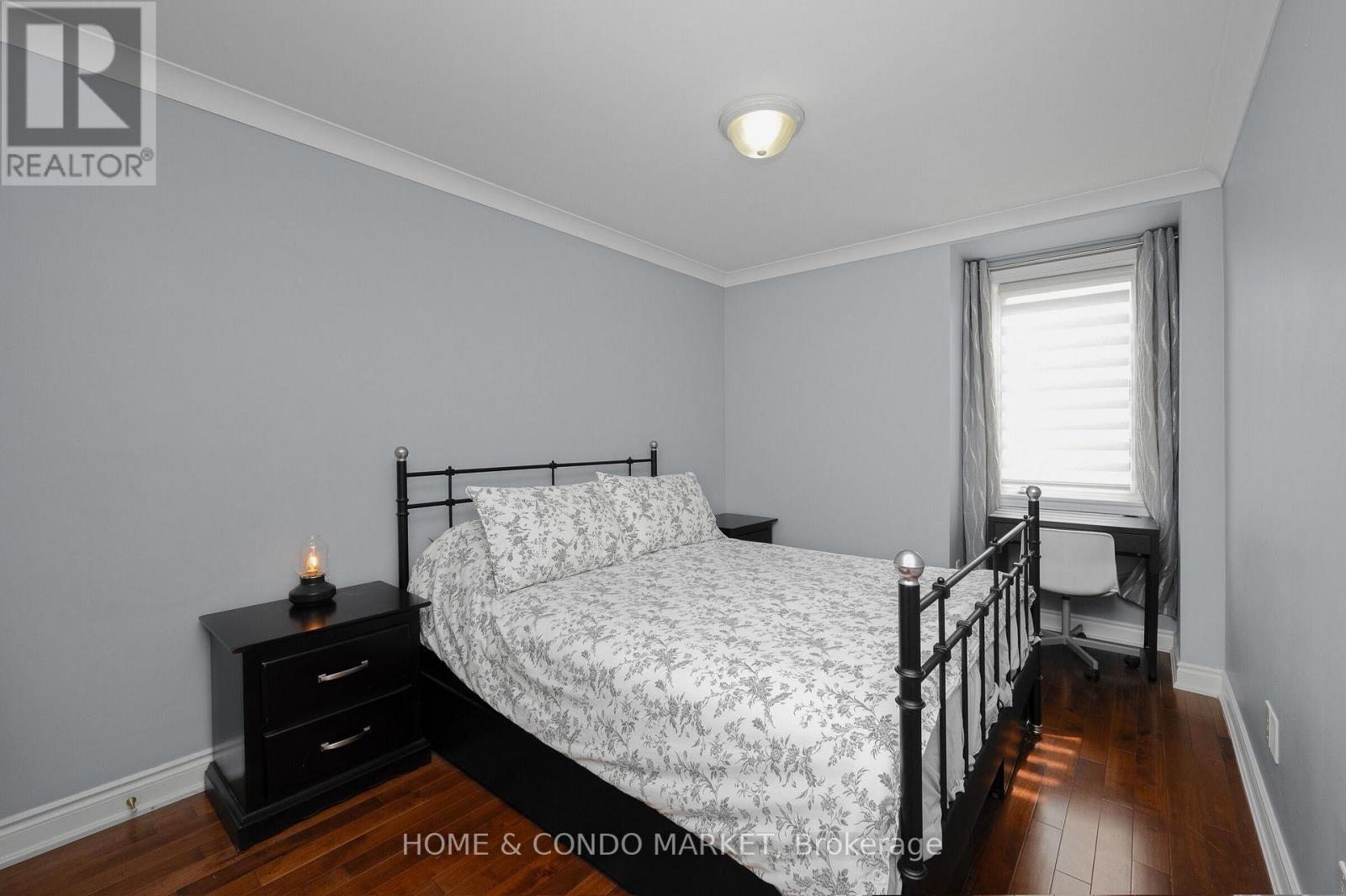 3 - 194 Lakeshore Road W, Mississauga, Ontario  L5H 1G6 - Photo 24 - W13229908