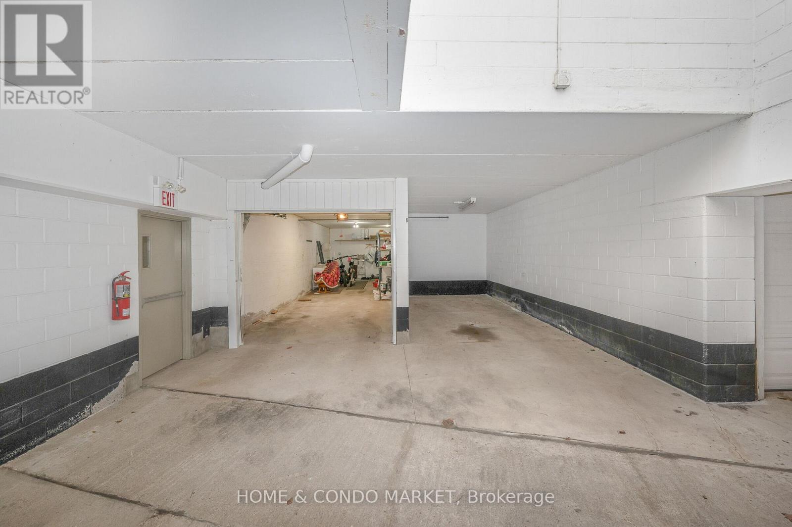 3 - 194 Lakeshore Road W, Mississauga, Ontario  L5H 1G6 - Photo 36 - W13229908