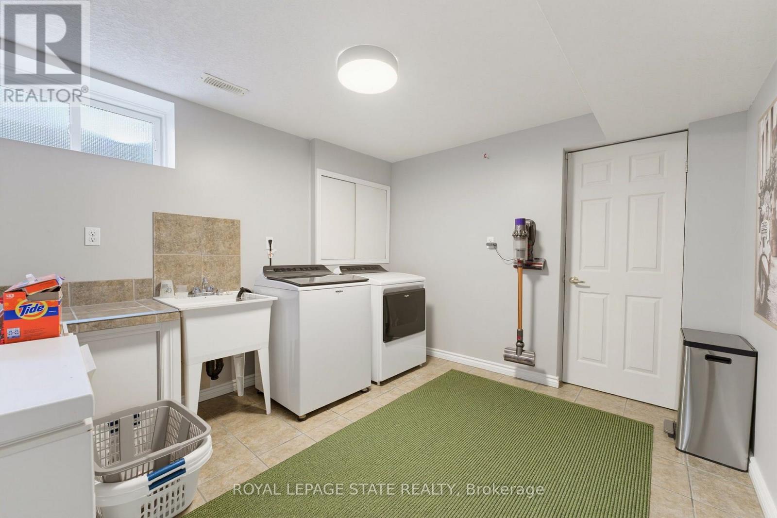 135 Mcnichol Drive, Cambridge, Ontario  N1P 1G8 - Photo 29 - X13787596