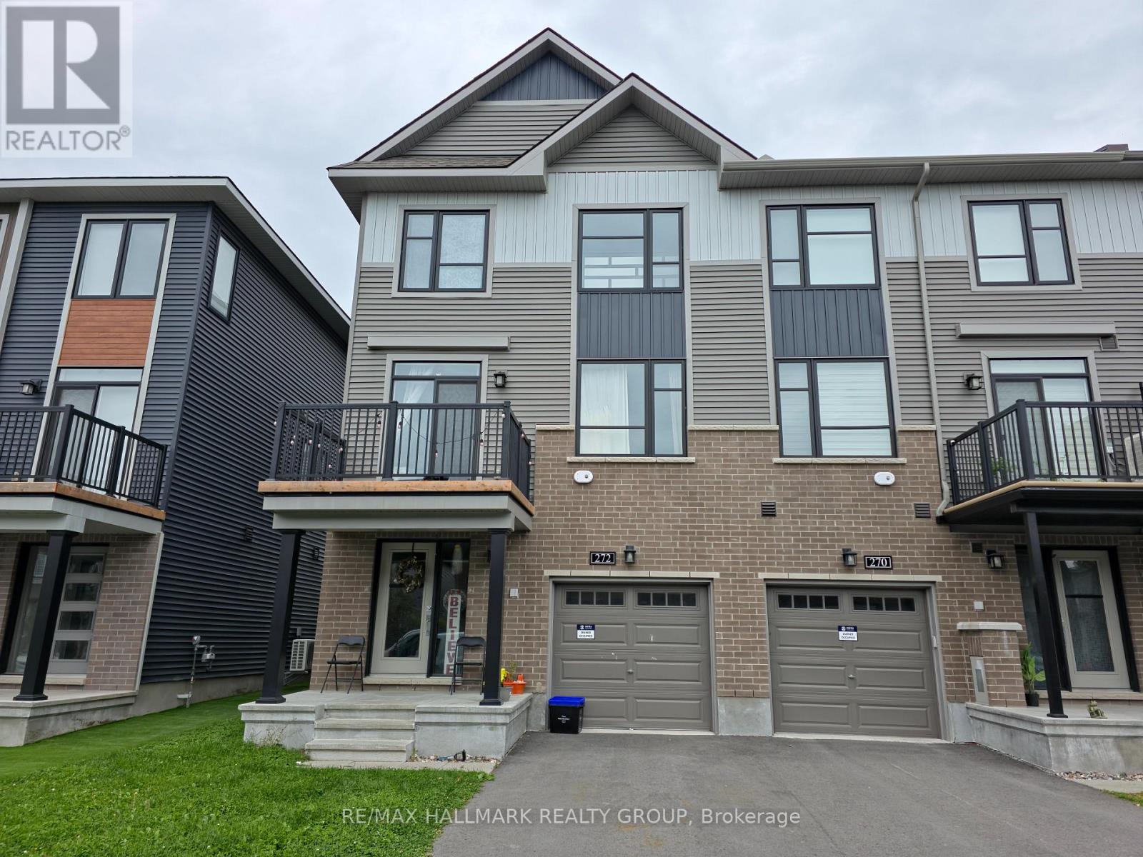 272 ELSIE MACGILL WALK, Ottawa, Ontario