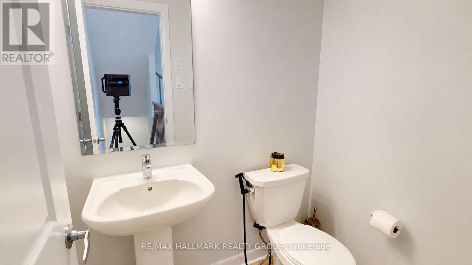 272 Elsie Macgill Walk, Ottawa, Ontario  K2W 0L2 - Photo 15 - X13787992