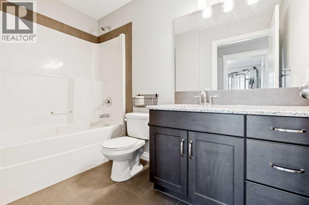 383 Evansglen Drive NW, Calgary, Alberta  T3P 0P1 - Photo 21 - A2343190