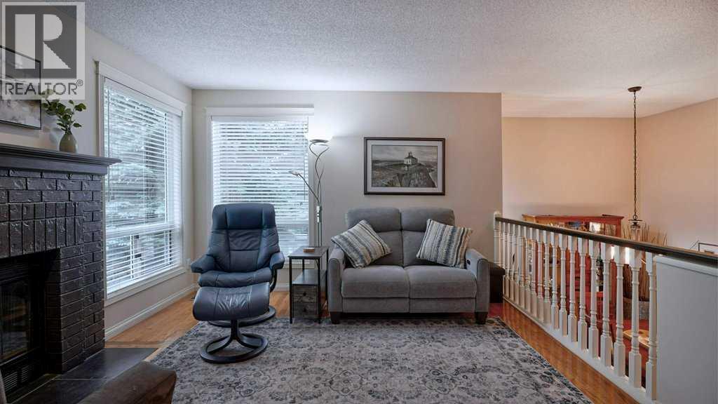 49 Douglasbank Gardens Se, Calgary, Alberta  T2Z 2C9 - Photo 24 - A2344934