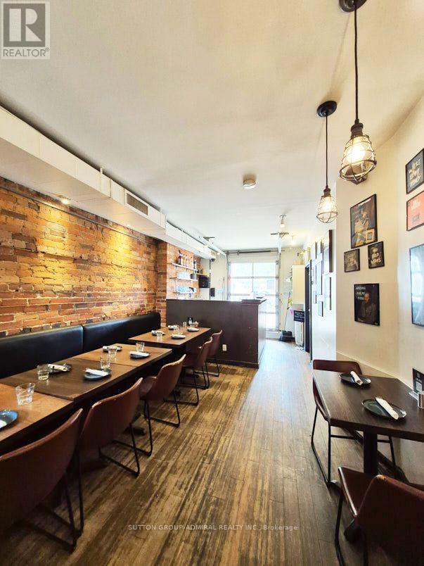 264 DUPONT STREET Toronto (Annex) Ontario Canada M5R1V7
