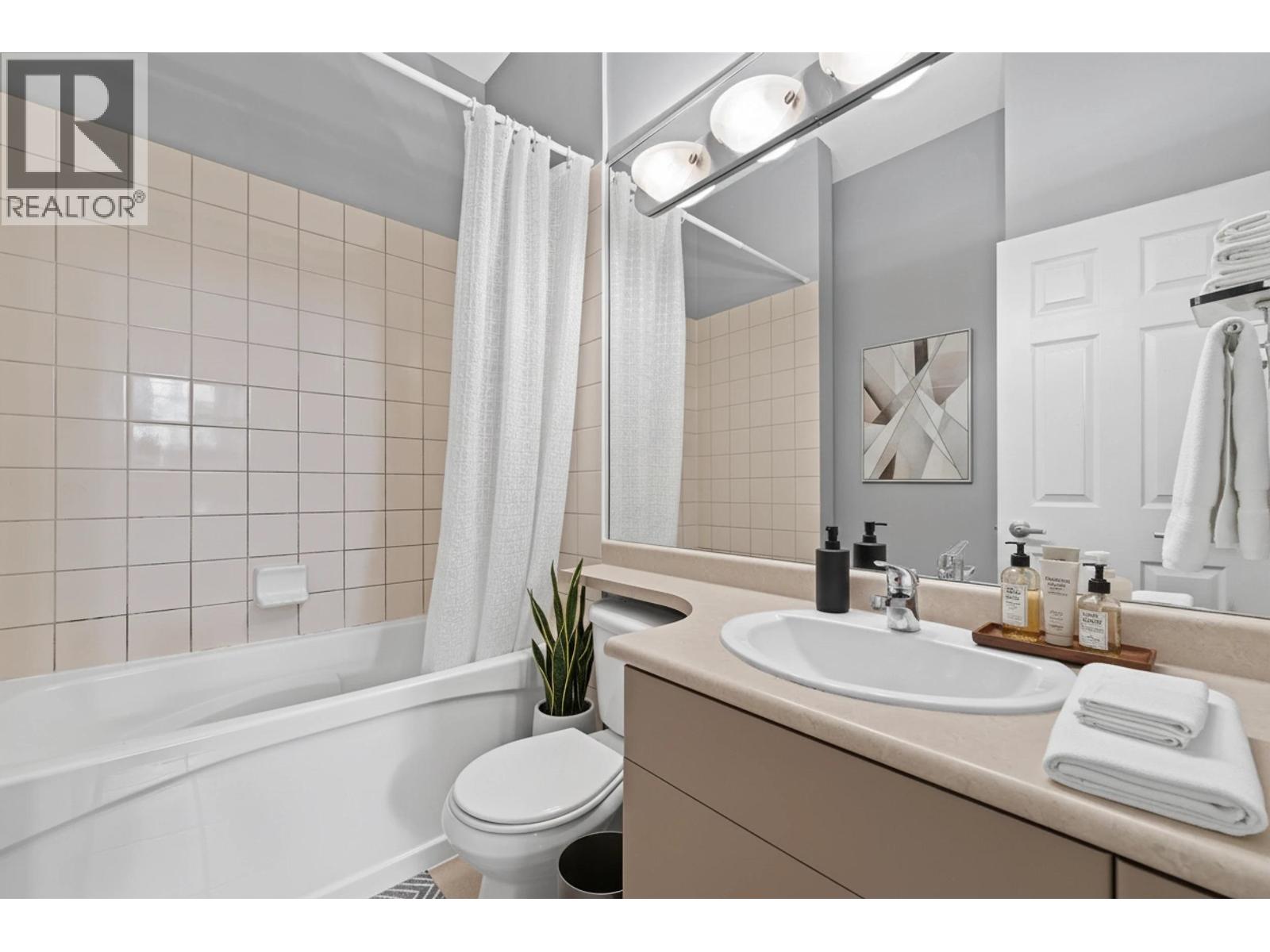 102 2102 W 38th Avenue, Vancouver, British Columbia  V6M 1R9 - Photo 17 - R3165775