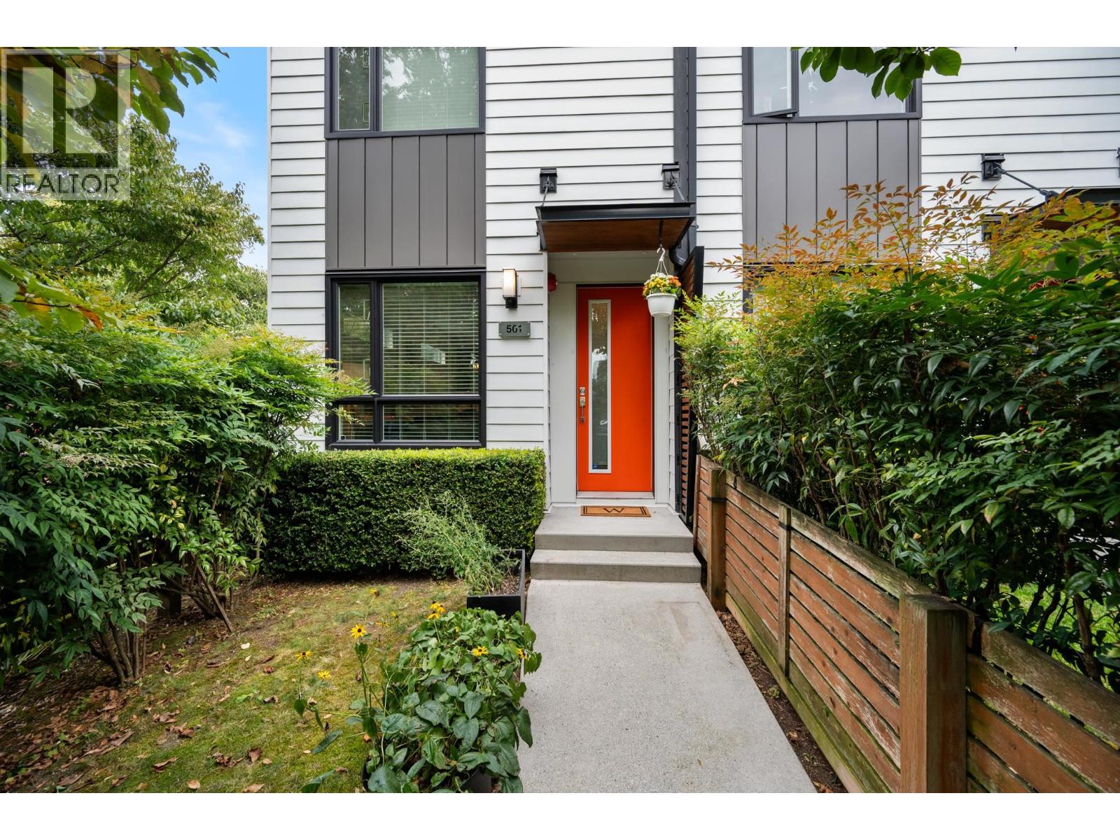 501 E 44th Avenue, Vancouver, British Columbia  V5W 0C5 - Photo 2 - R3165789