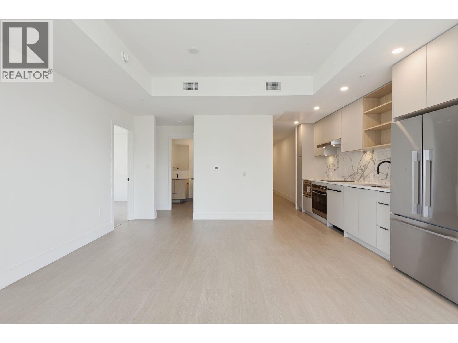 303 333 ST. DAVIDS AVENUE, north vancouver, British Columbia