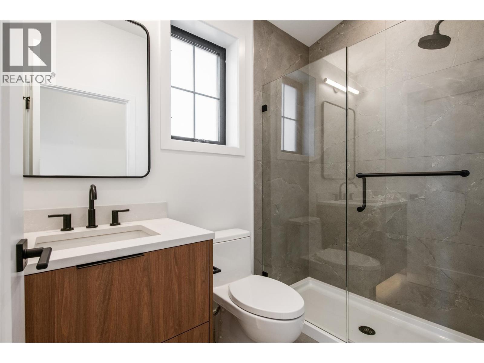2 1166 E 26th Avenue, Vancouver, British Columbia  V5V 2J7 - Photo 21 - R3165817