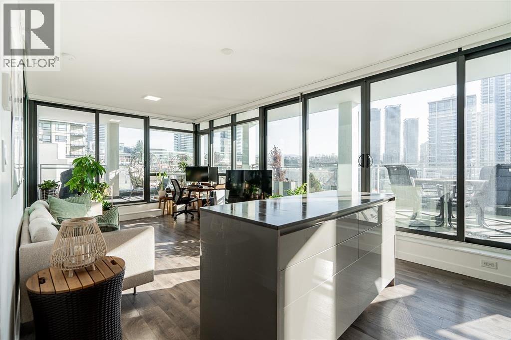 303 4488 Juneau Street, Burnaby, British Columbia  V5C 0M4 - Photo 9 - R3165844