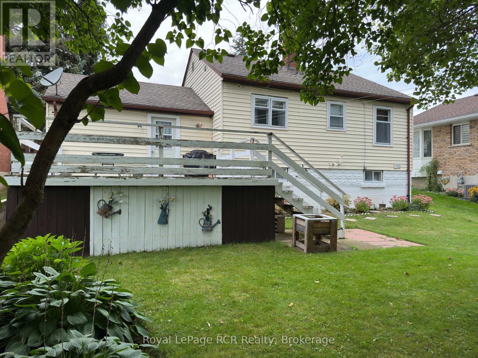 563 9th Street, Hanover, Ontario  N4N 1M3 - Photo 8 - X13788070