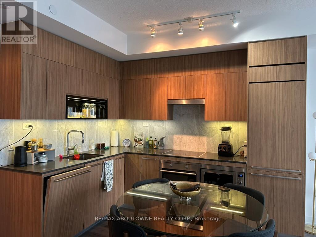 2201 - 70 Queens Wharf Road, Toronto, Ontario  M5V 0J2 - Photo 6 - C13785070