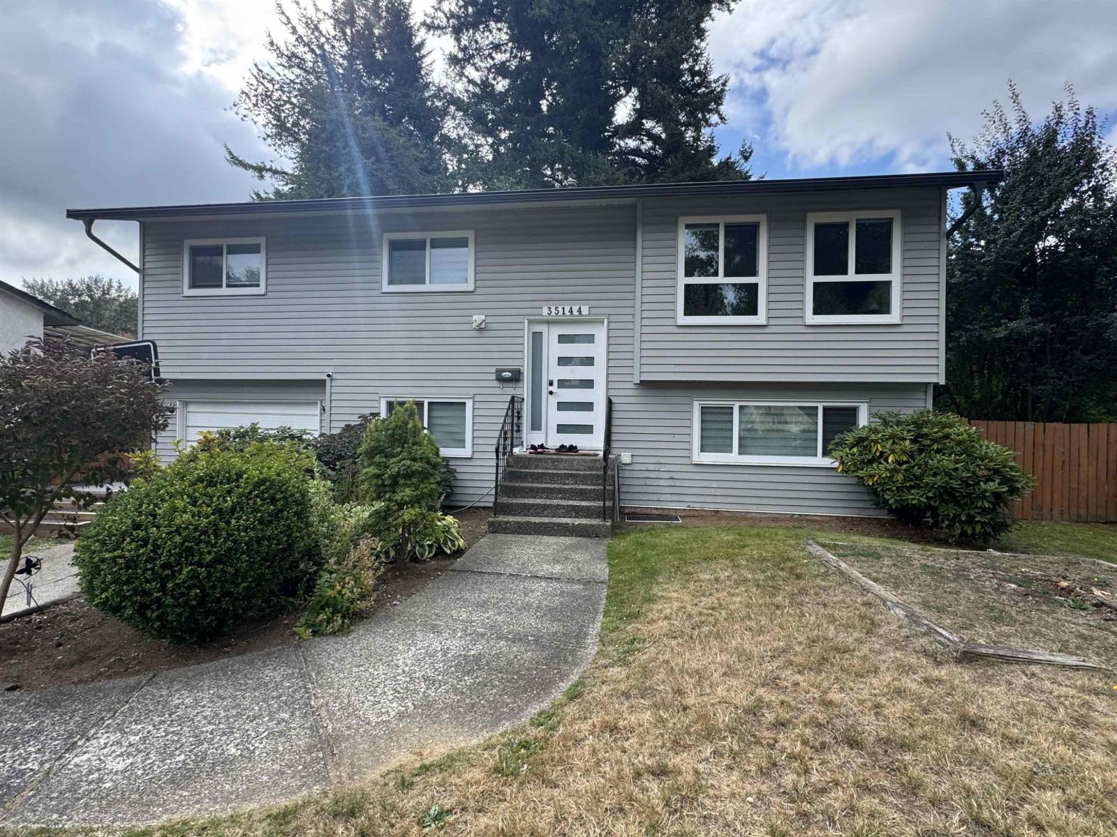35144 Morgan Way, Abbotsford, British Columbia  V2S 5T7 - Photo 2 - R3160228