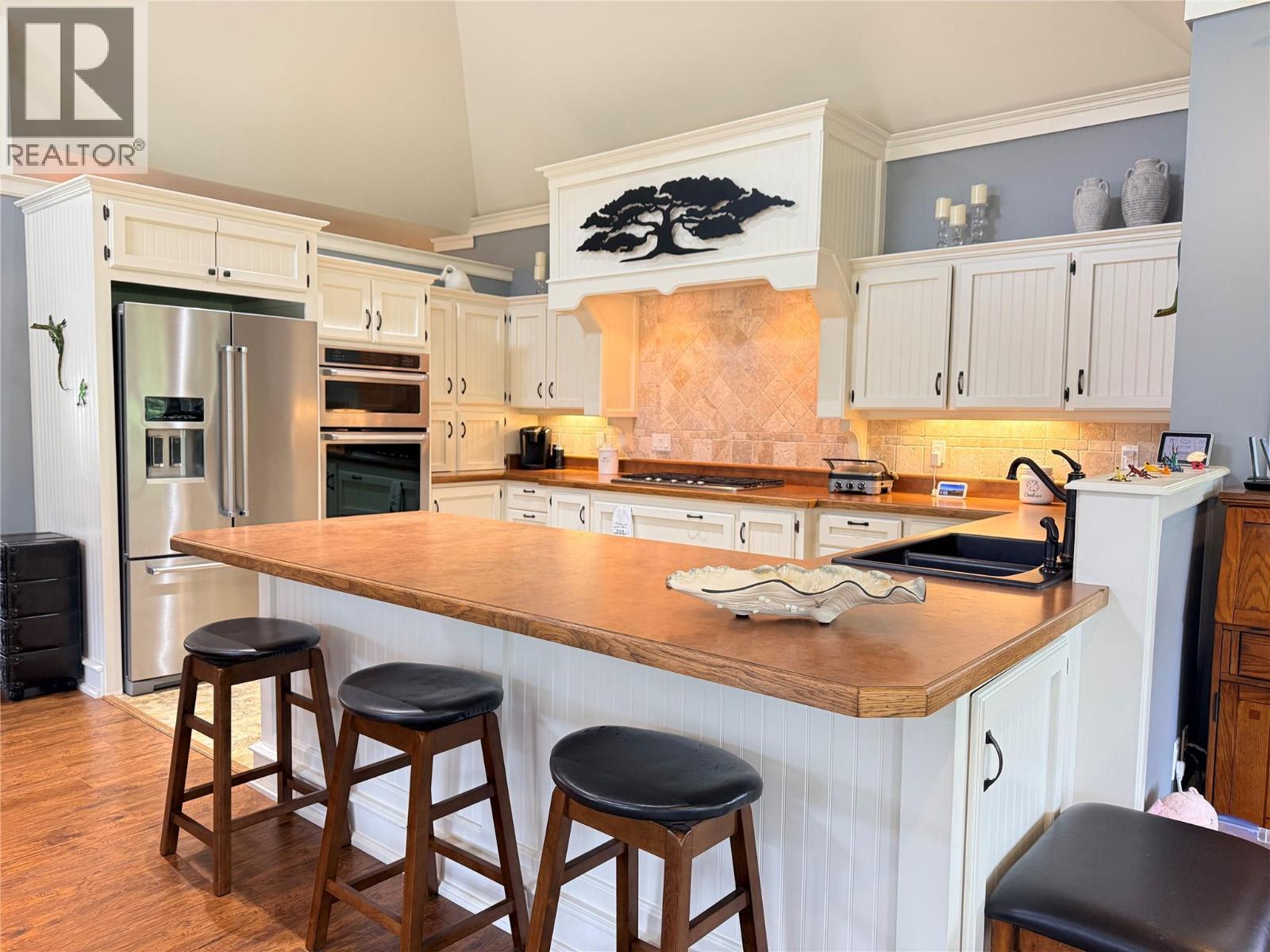 190 1st Avenue, Christina Lake, British Columbia  V0H 1E0 - Photo 14 - 10400851