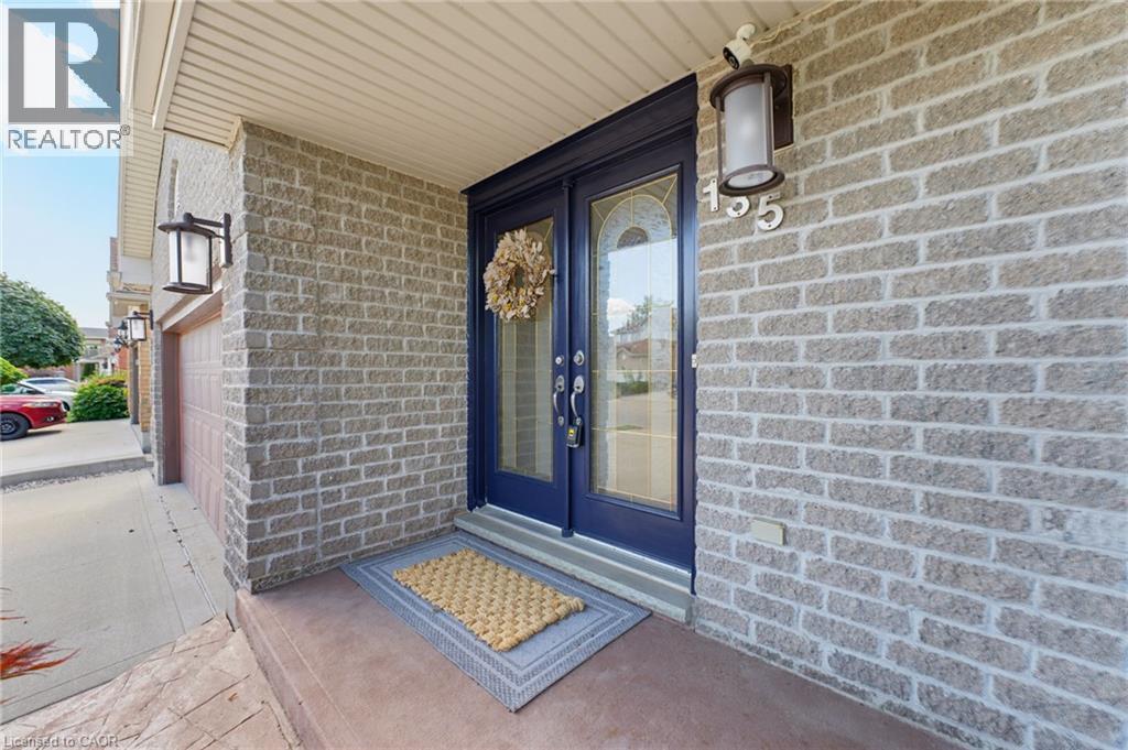135 Mcnichol Drive, Cambridge, Ontario  N1P 1G8 - Photo 3 - 40863309