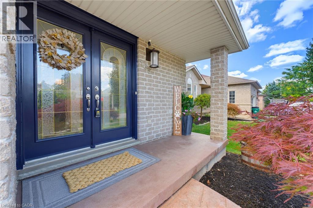 135 Mcnichol Drive, Cambridge, Ontario  N1P 1G8 - Photo 4 - 40863309
