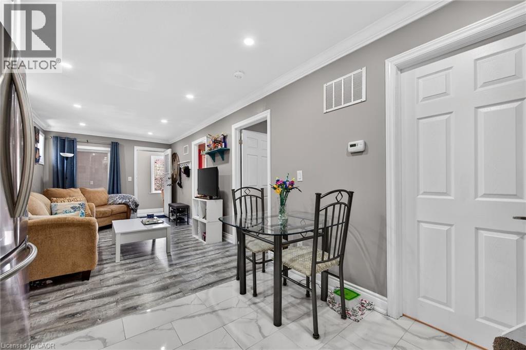 219 Hess Street S, Hamilton, Ontario  L8P 3P3 - Photo 11 - 40863580