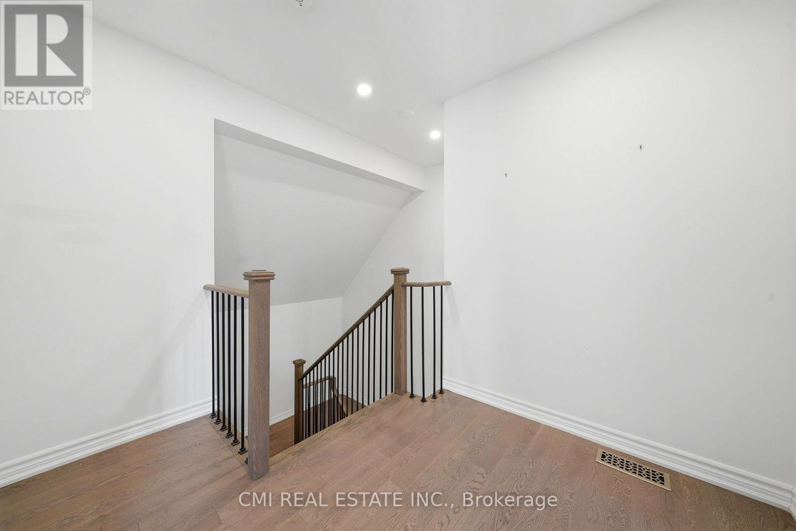 3205 Mosley Street, Wasaga Beach, Ontario L9Z 1V5 - Photo 24 - S13645638