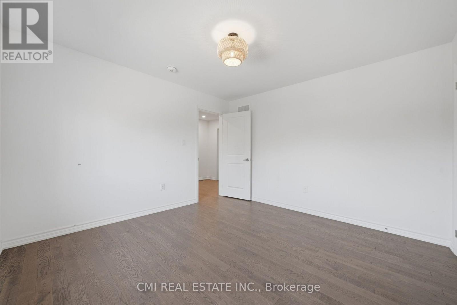3205 Mosley Street, Wasaga Beach, Ontario L9Z 1V5 - Photo 33 - S13645638