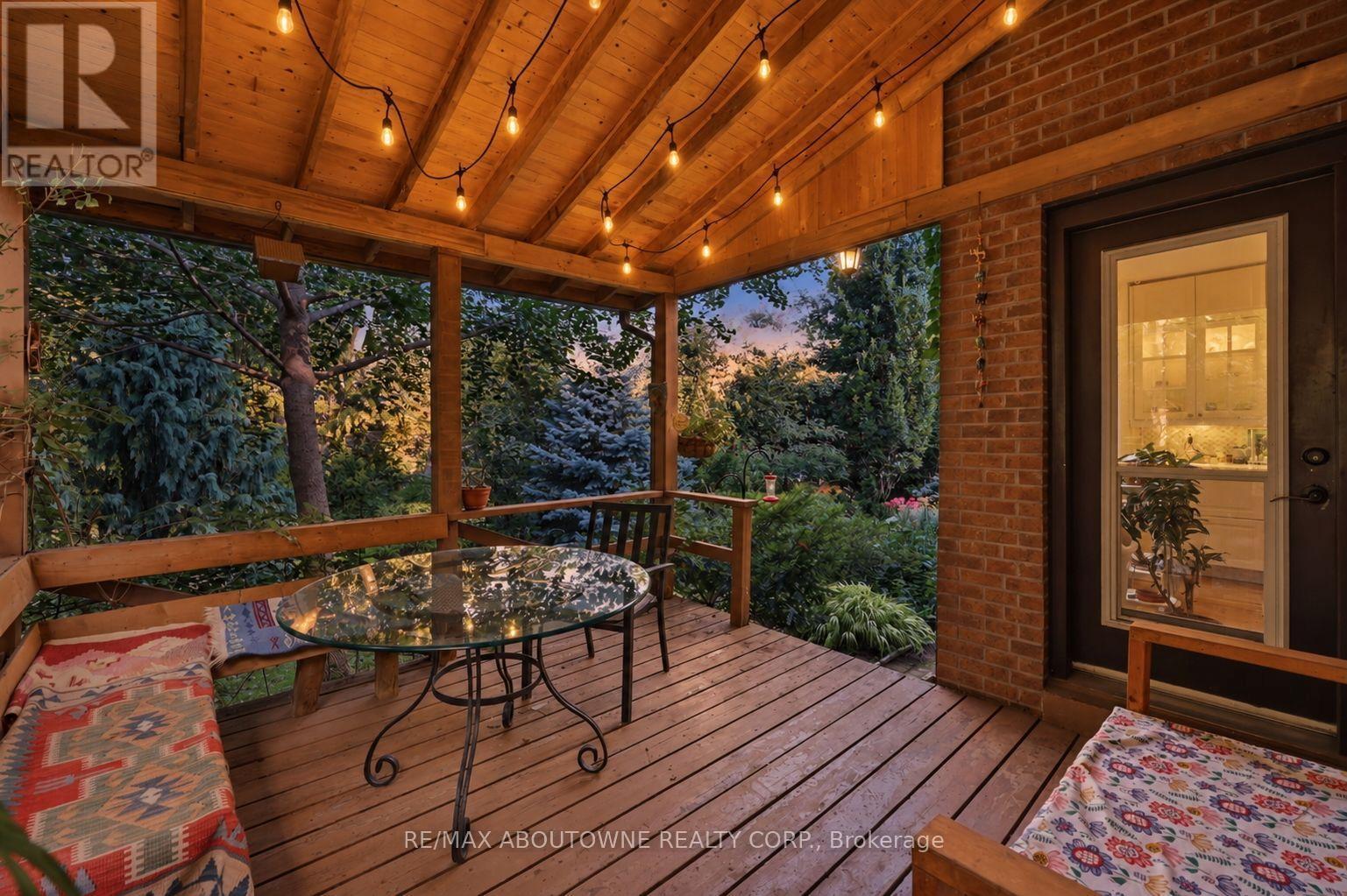 572 Harmony Avenue, Burlington, Ontario  L7N 3S8 - Photo 47 - W13741280