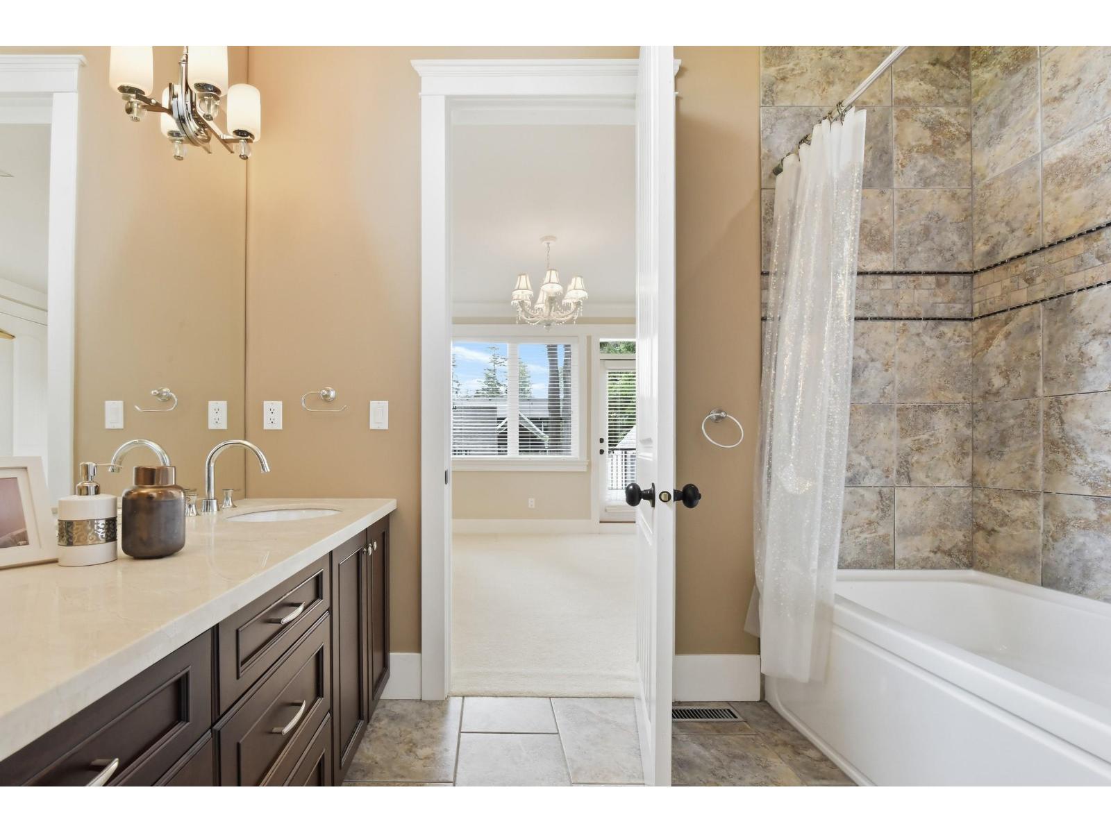 12576 26a Avenue, Surrey, British Columbia  V4A 2M2 - Photo 34 - R3165863