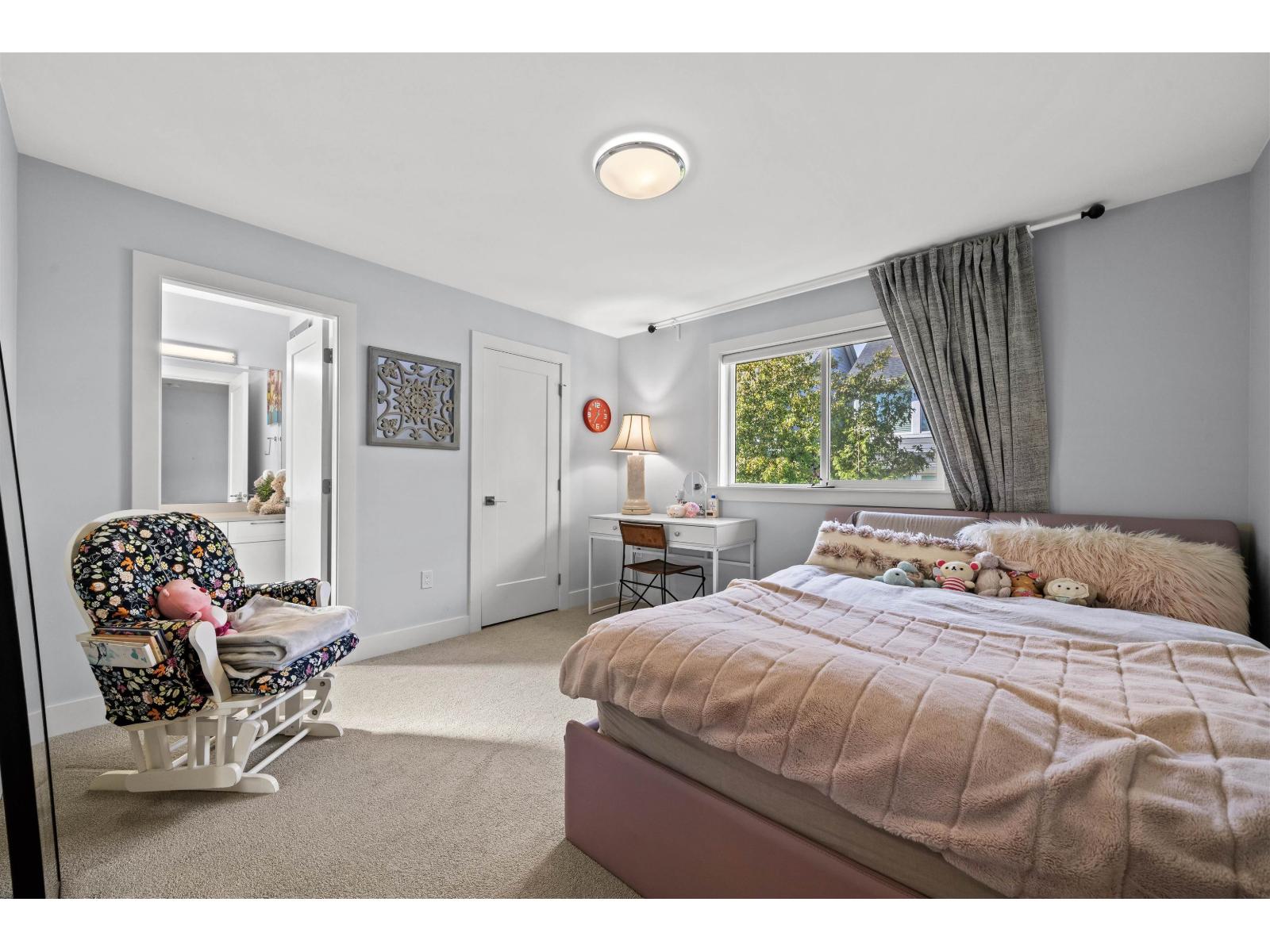 16735 17A AVENUE photo 19