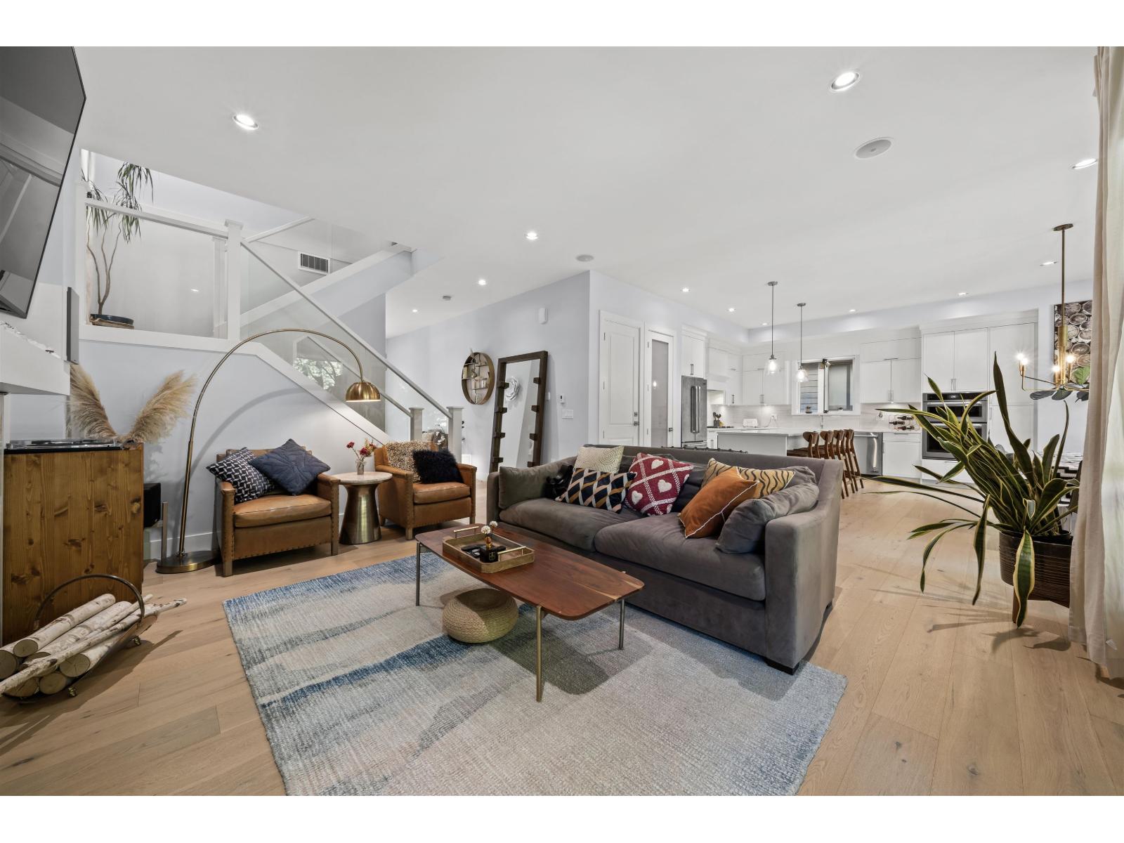 16735 17A AVENUE photo 10